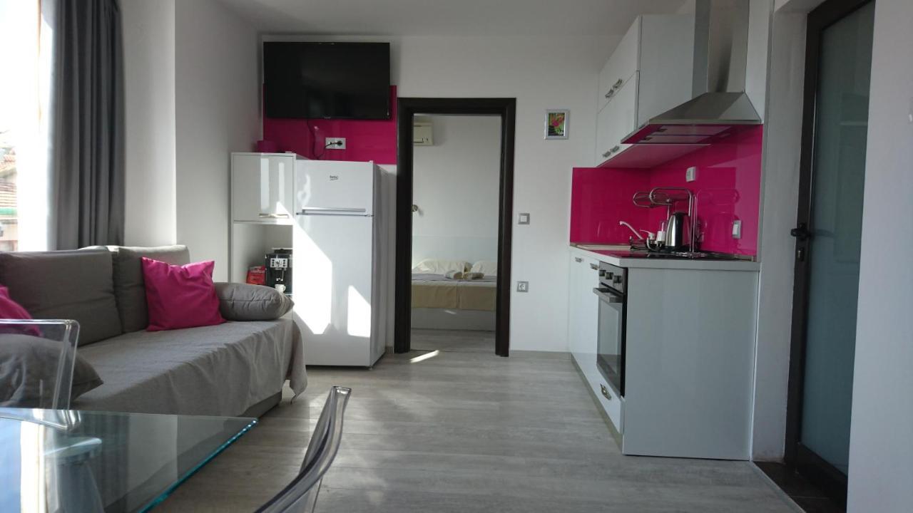 Park Apartments & Rooms Popovi Sandanski Exteriör bild